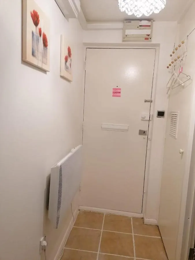 Stunning 1 Bedroom Apartment In Dagenham United Kingdom